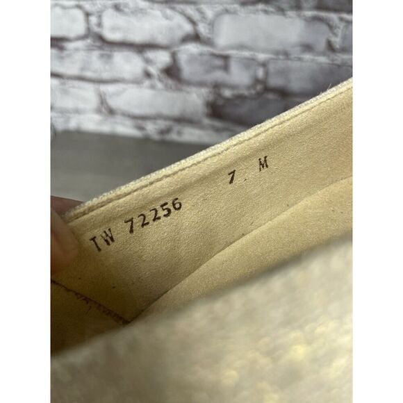 Stuart Weitzman VTG Beige Gold Canvas Pumps Dress Heels Women’s Sz 7M US/37.5EU - Picture 7 of 16